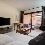 Appartamento Superb 2-bed In Duquesa